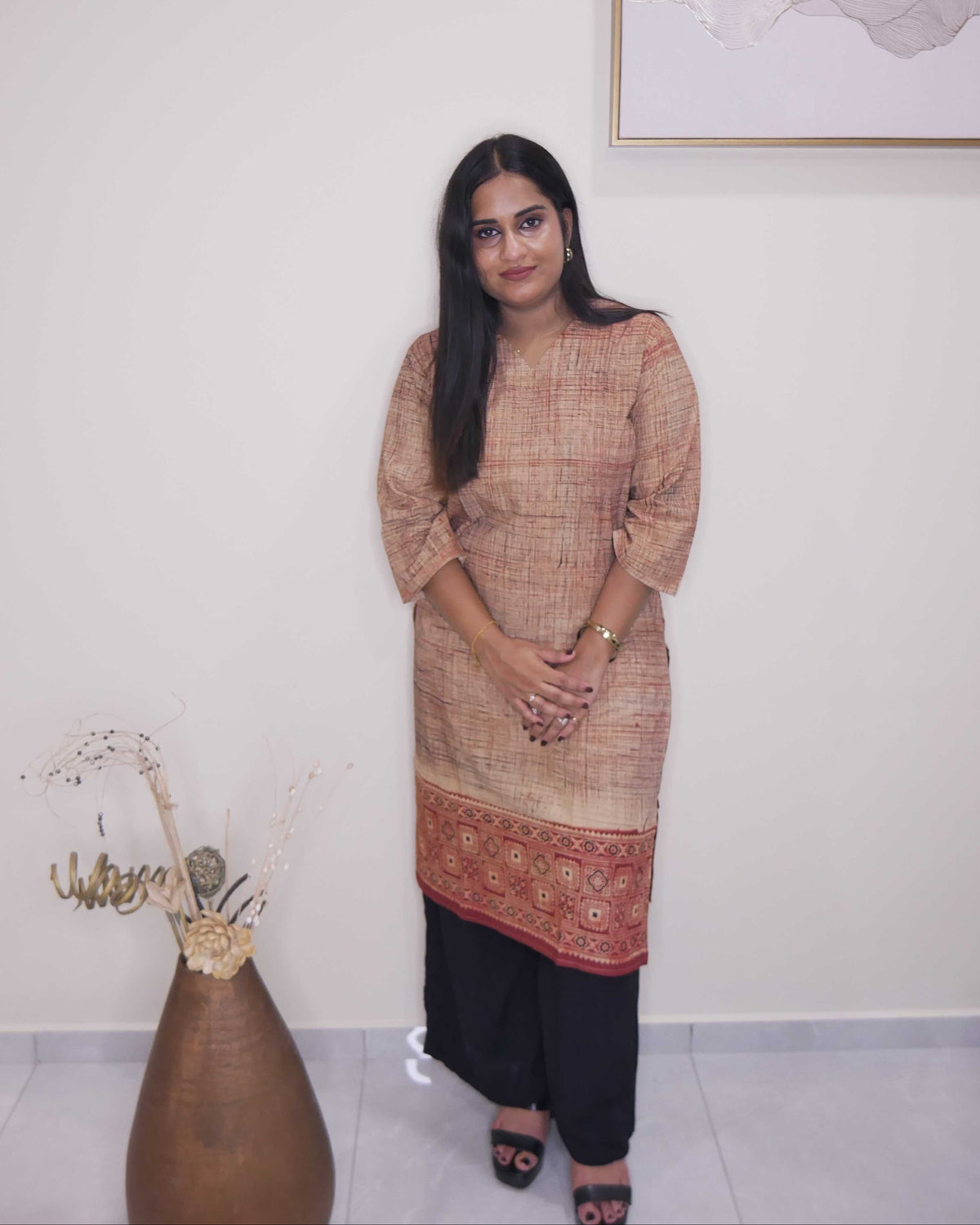 Beige Printed Straight Cut Kurthi with Red Border