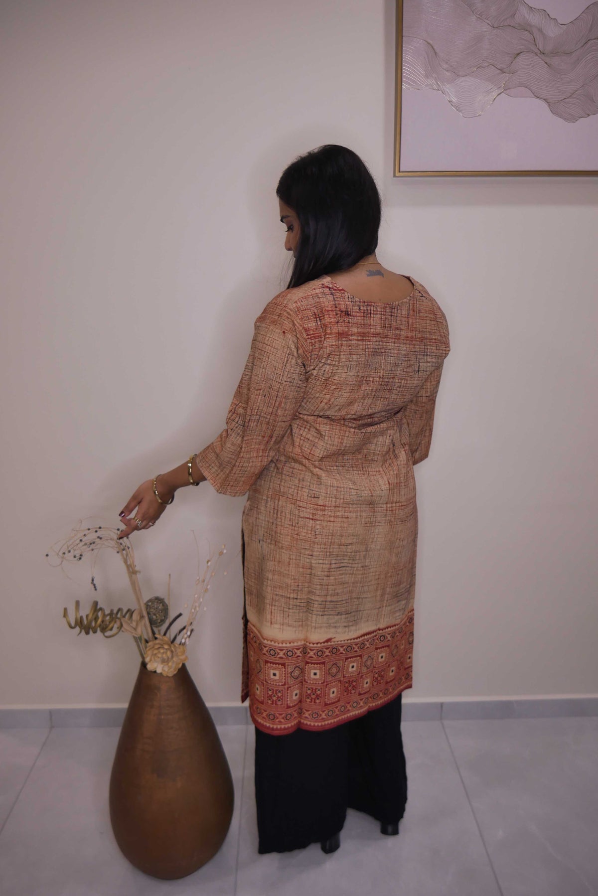 Beige Printed Straight Cut Kurthi with Red Border